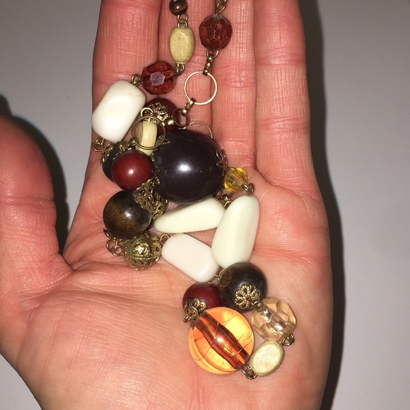 Necklace and earring bundle - Picture 6 of 6